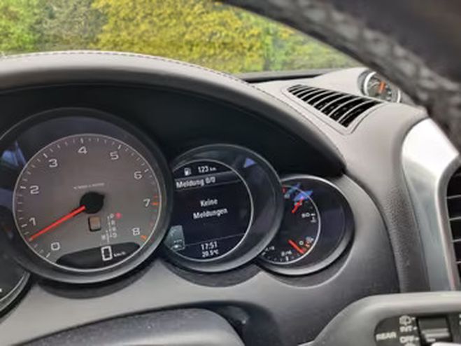 Porsche Cayenne S blanc de 2017