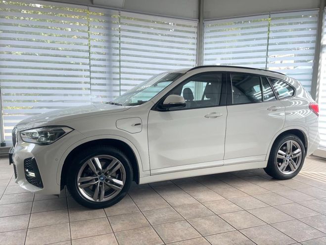 BMW X1 xDrive25e M Sport blanc de 2022