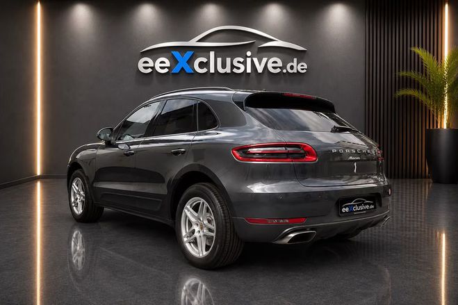 Porsche Macan Panorama noir de 2018