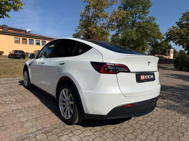 Tesla Model Y Long Range AWD blanc de 2023