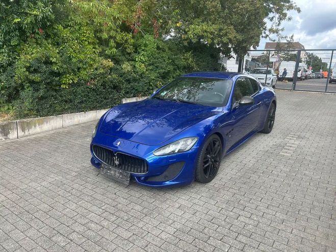 Maserati Gran Turismo 4.7 V8 Sport bleu de 2017