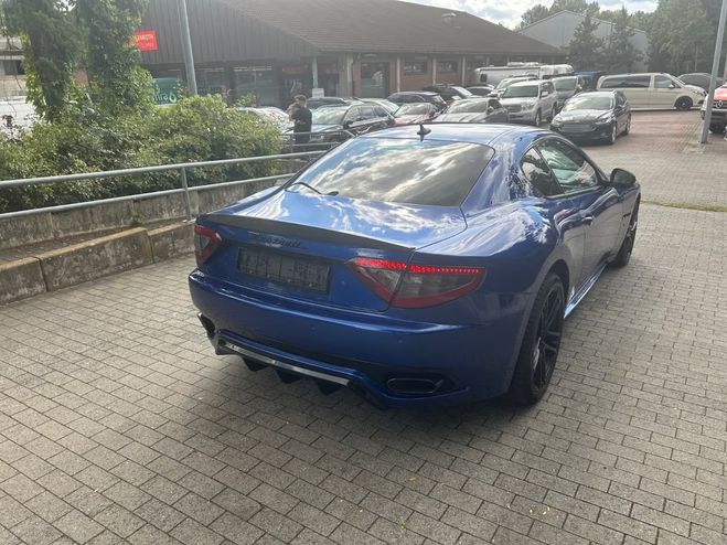 Maserati Gran Turismo 4.7 V8 Sport bleu de 2017