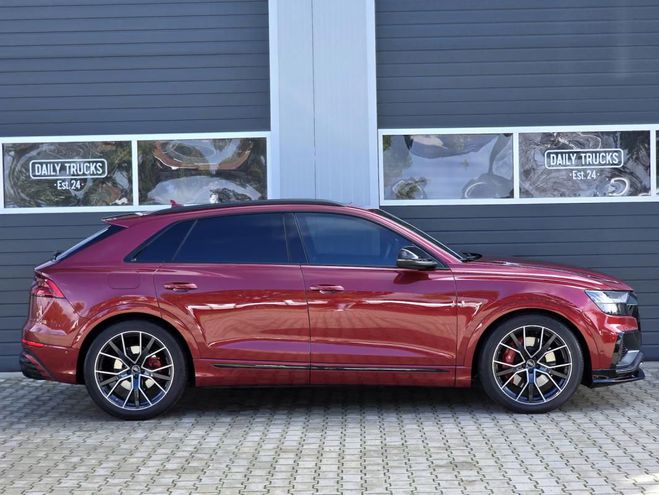 Audi SQ8 4.0 TFSI quattro rouge de 2024