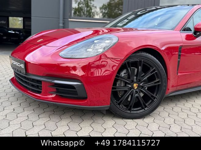 Porsche Panamera 4 rouge de 2018