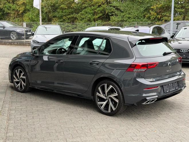 Volkswagen Golf VIII 1.5 TSI R-Line gris de 2024