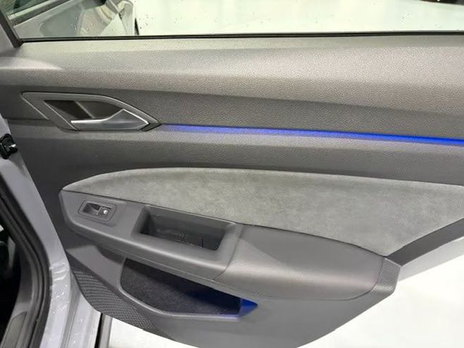 Volkswagen Golf VIII Limousine 2.0 TSI R-Line DSG - Navi argent de 2022