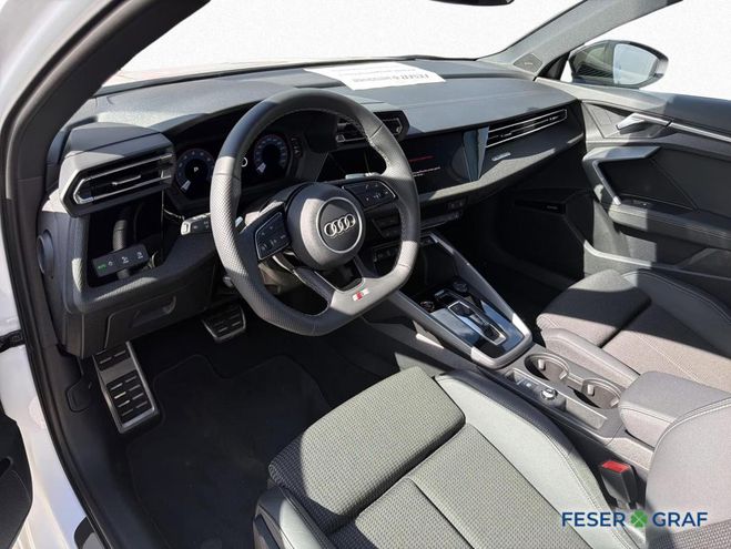 Audi S3 333 ch - quattro SONOS �chappement Perfo blanc de 2025