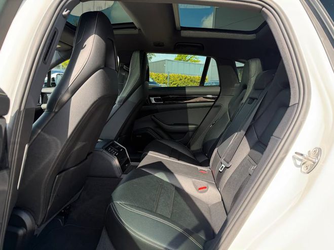 Porsche Panamera Sport Turismo 4 blanc de 2020