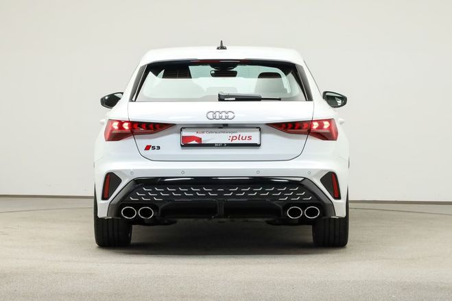 Audi S3  blanc de 2025