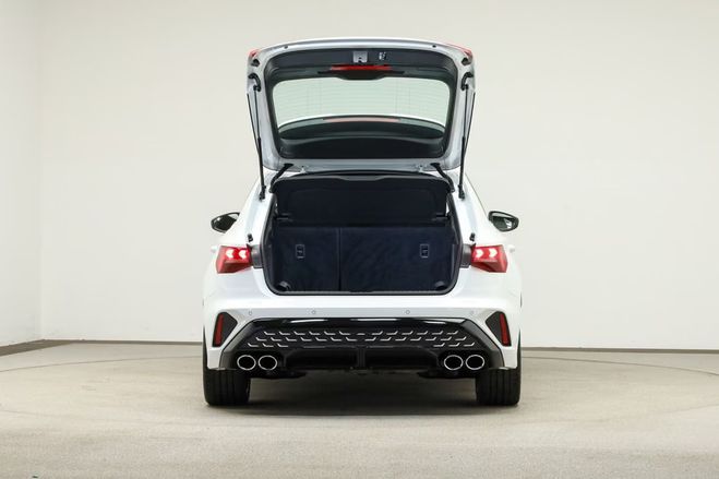Audi S3  blanc de 2025