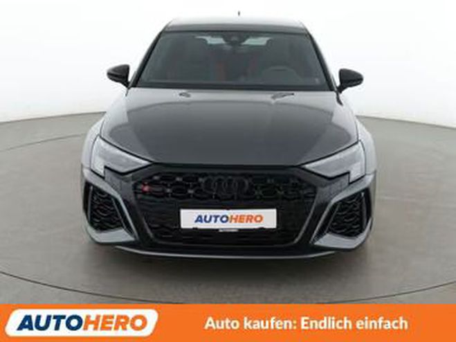 Audi RS3 2.5 TFSI quattro gris de 2024