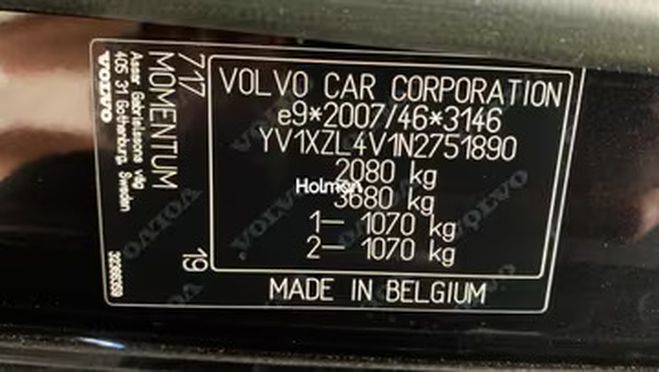 Volvo XC40 T2 Momentum Pro noir de 2022