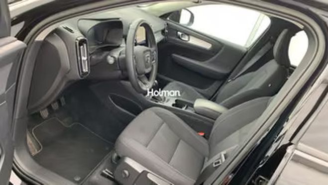 Volvo XC40 T2 Momentum Pro noir de 2022