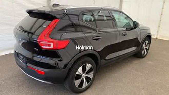Volvo XC40 T2 Momentum Pro noir de 2022