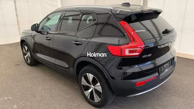 Volvo XC40 T2 Momentum Pro noir de 2022