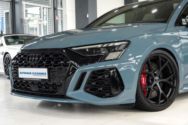 Audi RS3 quattro - Si�ges Sport B&O Matrix LED He bleu azur de 2023