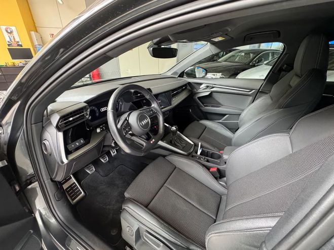 Audi A3 35 TFSI S line gris de 2020