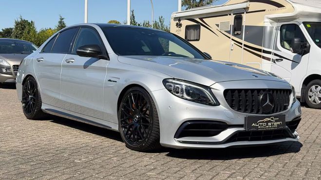 Mercedes Classe C Benz Performance gris de 2020
