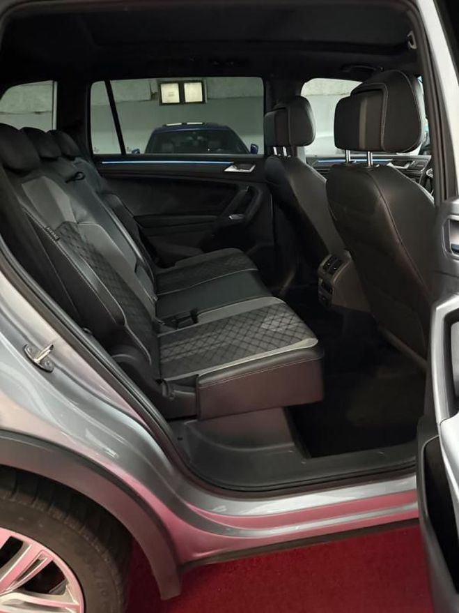 Volkswagen Tiguan R-Line 4Motion - Vollausstattung argent de 2022