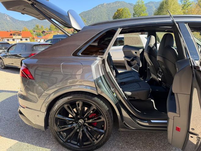 Audi SQ8 4.0 TFSI quattro Competition Plus noir de 2024