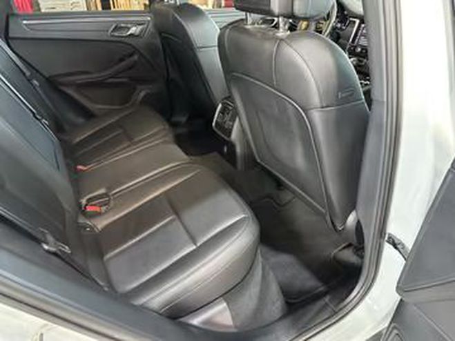 Porsche Macan 2.0 Turbo PDK blanc de 2022