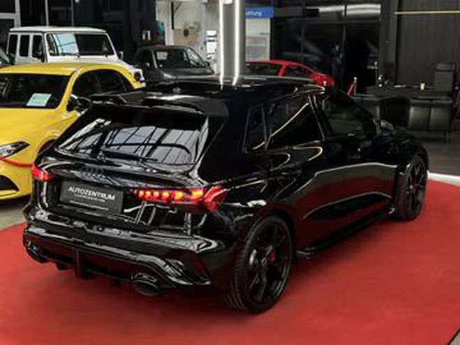 Audi RS3 2.5 TFSI quattro Matrix LED 360� Pano AC noir de 2026