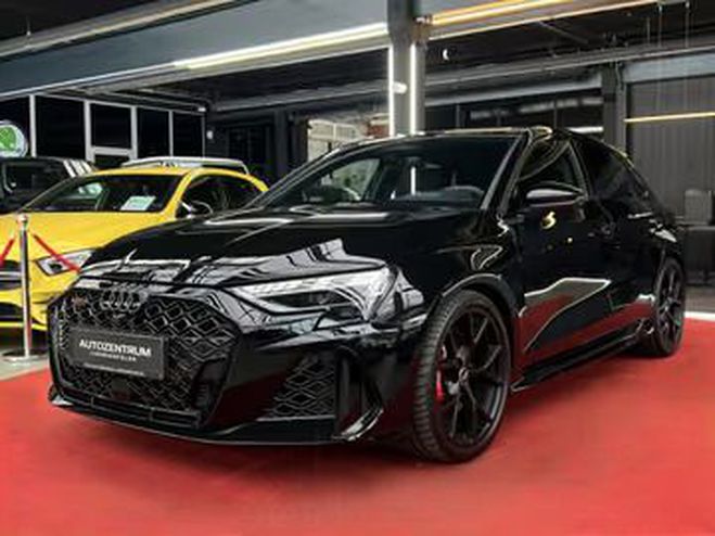Audi RS3 2.5 TFSI quattro Matrix LED 360� Pano AC noir de 2026
