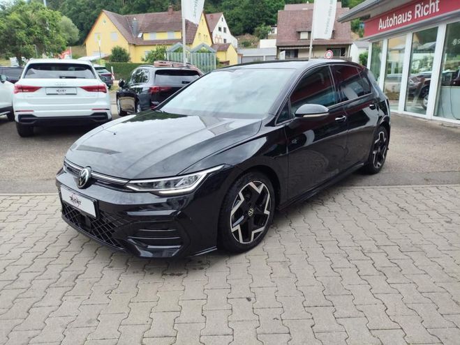 Volkswagen Golf 1.5 TSI R-Line noir de 2025