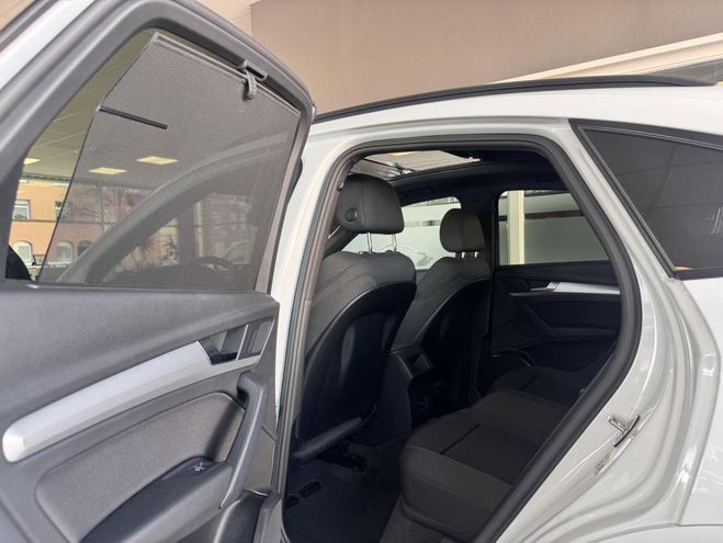Audi Q5 45 TFSI S line quattro - Automatique Pan blanc de 2023