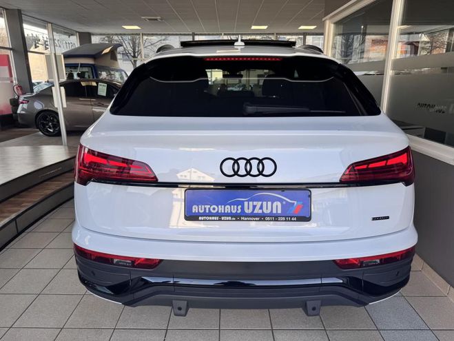 Audi Q5 45 TFSI S line quattro - Automatique Pan blanc de 2023