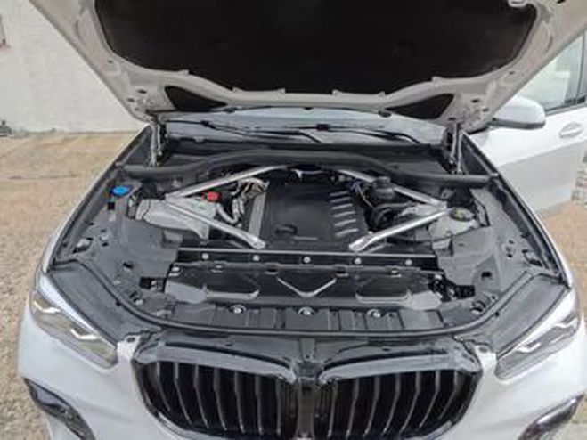 BMW X5 xDrive30d M Sport blanc de 2023