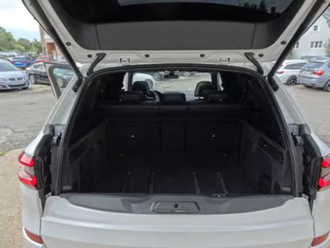 BMW X5 xDrive30d M Sport blanc de 2023