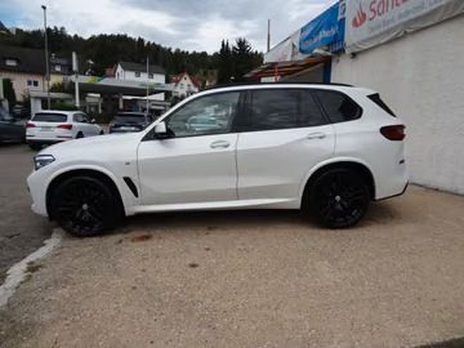 BMW X5 xDrive30d M Sport blanc de 2023