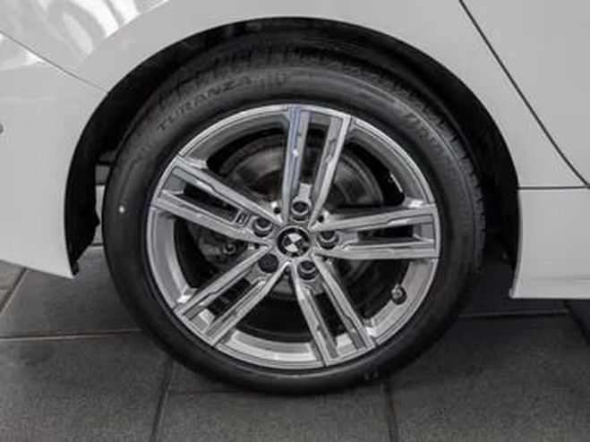 BMW Serie 1 118i M Sport blanc de 2021