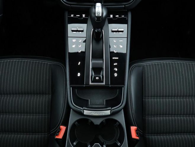 Porsche Macan 2.0 Turbo - LED Navigation Bose Cam�ra gris de 2023