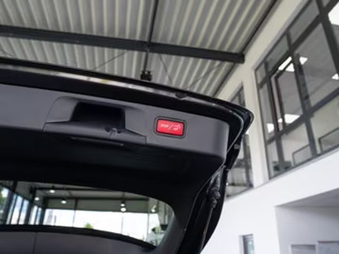 Mercedes GLC 400 d 4MATIC AMG Line noir de 2022