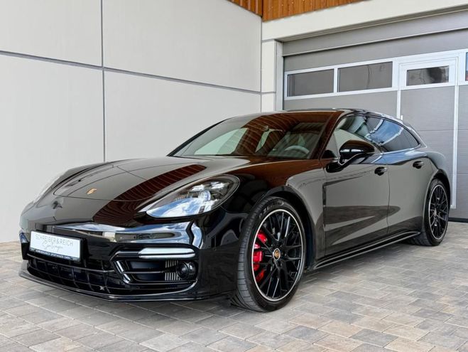 Porsche Panamera Sport Turismo GTS noir de 2019
