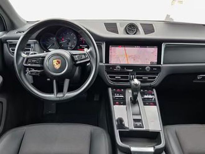 Porsche Macan 2.0 T 265 ch PDK blanc de 2022