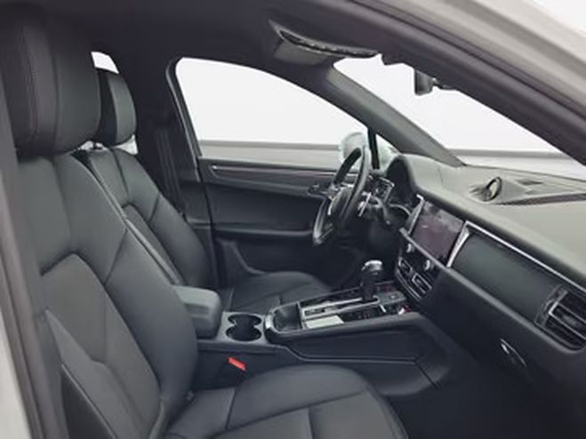 Porsche Macan 2.0 T 265 ch PDK blanc de 2022