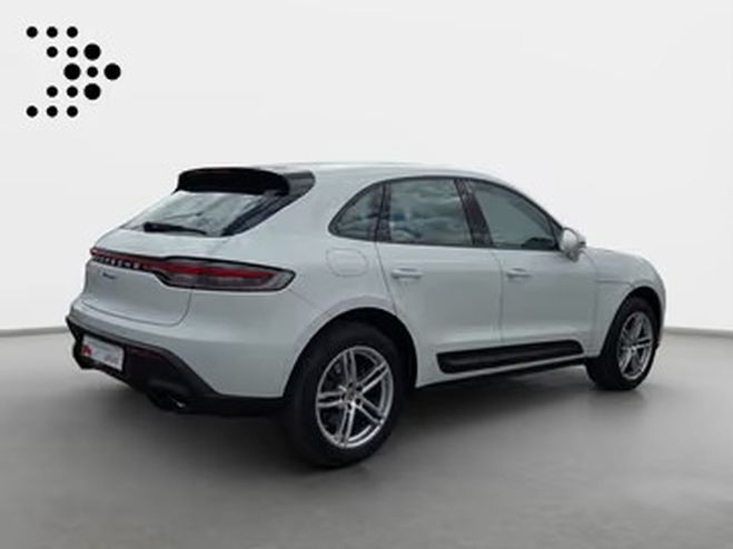 Porsche Macan 2.0 T 265 ch PDK blanc de 2022