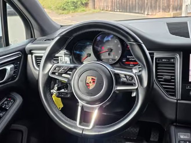 Porsche Macan 2.0 blanc de 2018