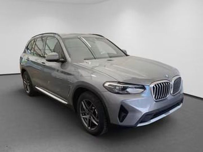 BMW X3 xDrive30e gris de 2022
