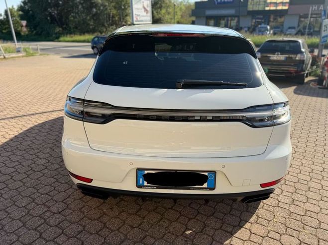 Porsche Macan 2.0 blanc de 2018