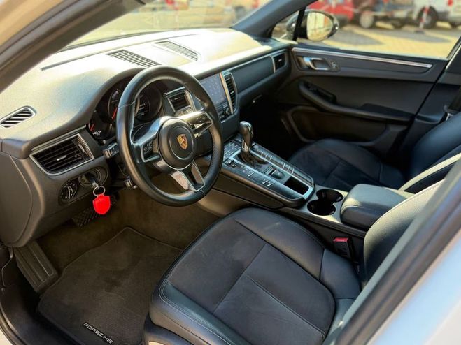 Porsche Macan 2.0 blanc de 2018