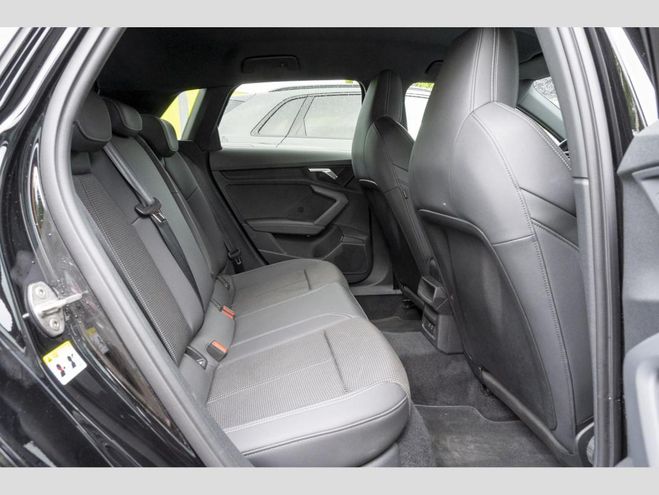 Audi A3 30 TFSI Advanced S tronic noir de 2023