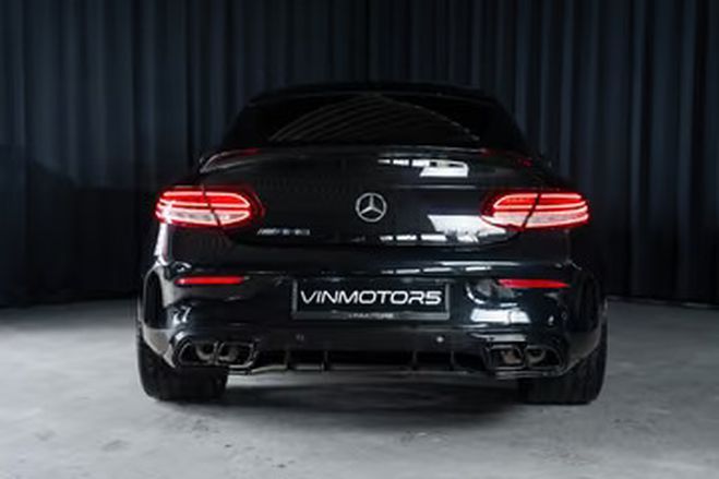 Mercedes Classe C S Performance noir de 2020