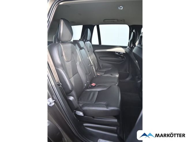 Volvo XC90 B5 AWD Momentum Pro noir de 2022