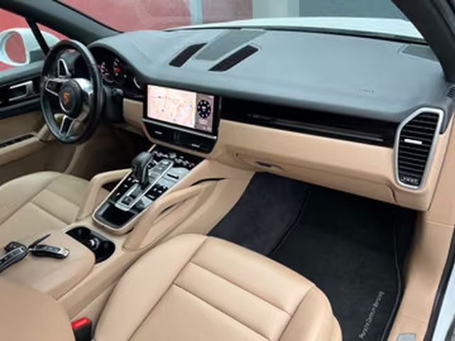 Porsche Cayenne  blanc de 2020