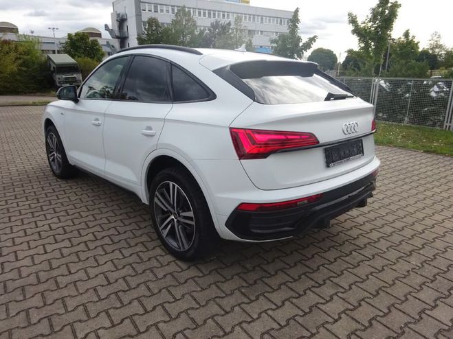 Audi Q5 40 TDI quattro S line blanc de 2024
