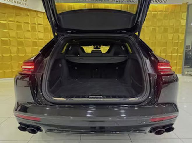Porsche Panamera GTS Sport Turismo noir de 2019